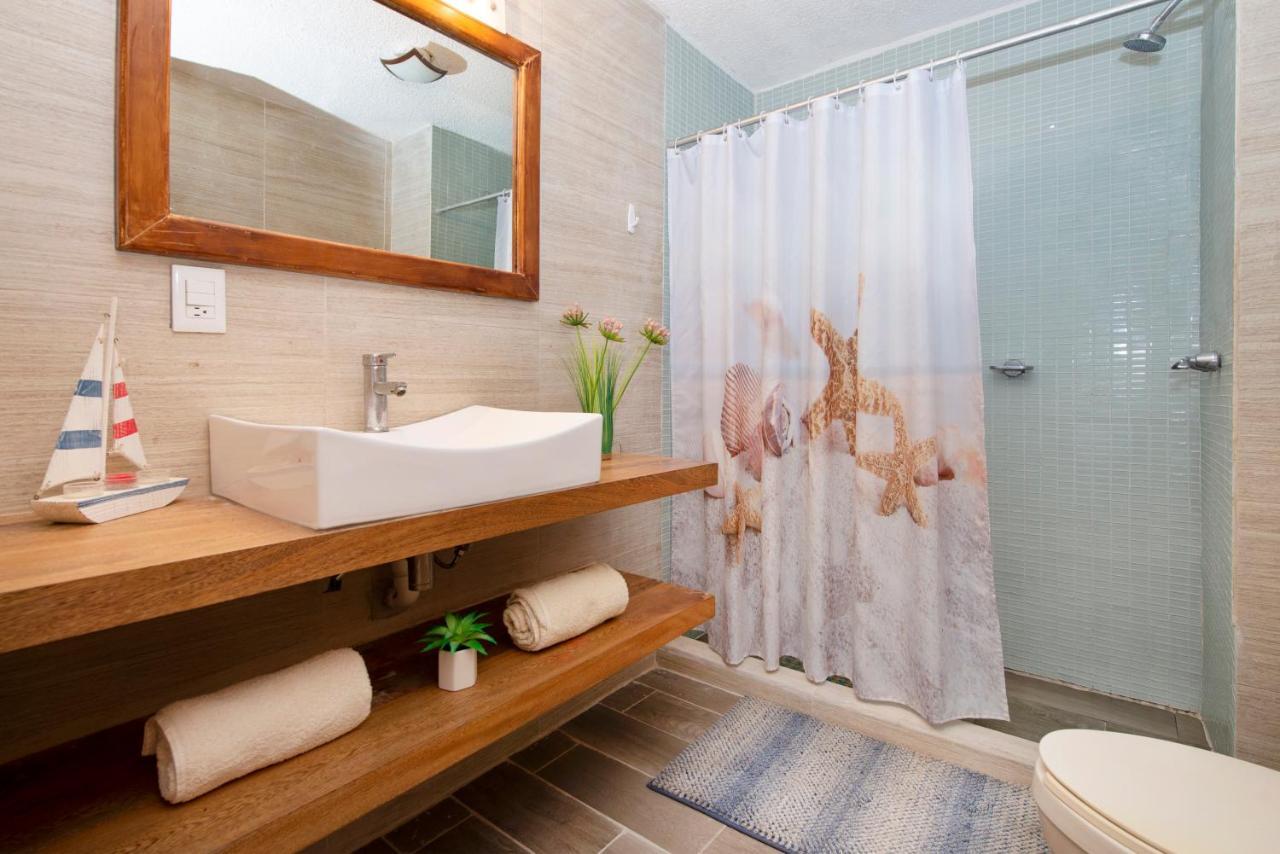 Апартаменты Cozy Ocean Front Penthouse At Marlin Beach Канкун Экстерьер фото
